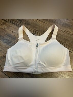 Nike Yoga Front-Zip Sports Bra in Pale Pink Medium